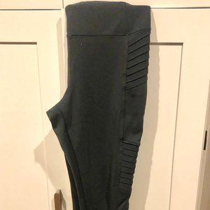 Athleta Delancy Moto TIght